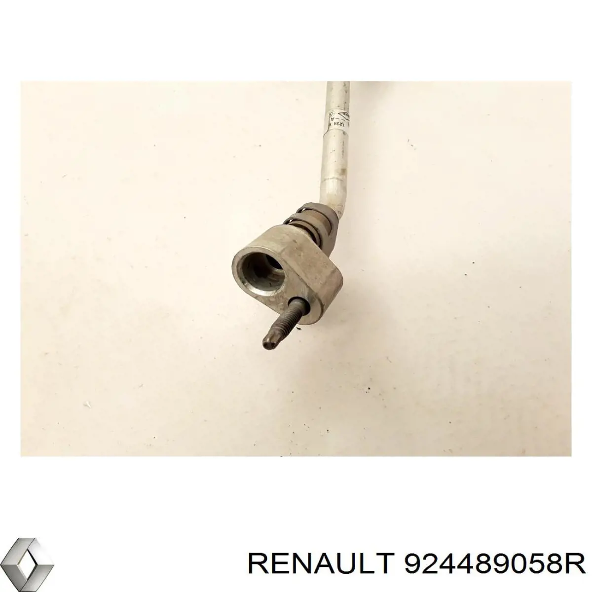 Шланг кондиционера, от испарителя к компрессору 924489058R Renault (RVI)