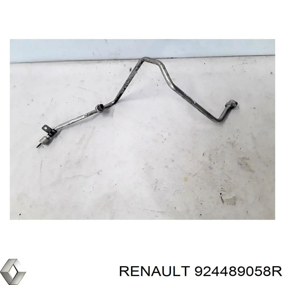 Шланг кондиционера, от испарителя к компрессору Renault (RVI) 924489058R цена, от 22.55 USD