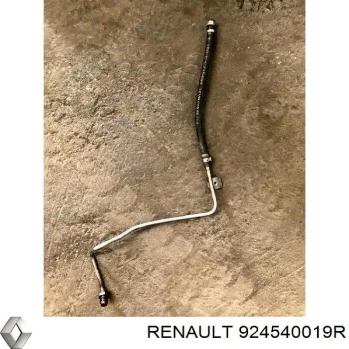 Шланг кондиционера, от испарителя к компрессору 924540019R Renault (RVI)