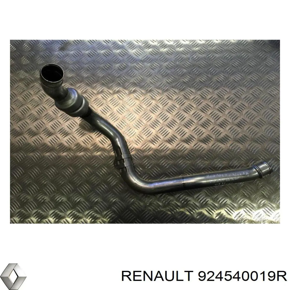Шланг кондиционера, от испарителя к компрессору Renault (RVI) 924540019R цена, от 26.78 USD