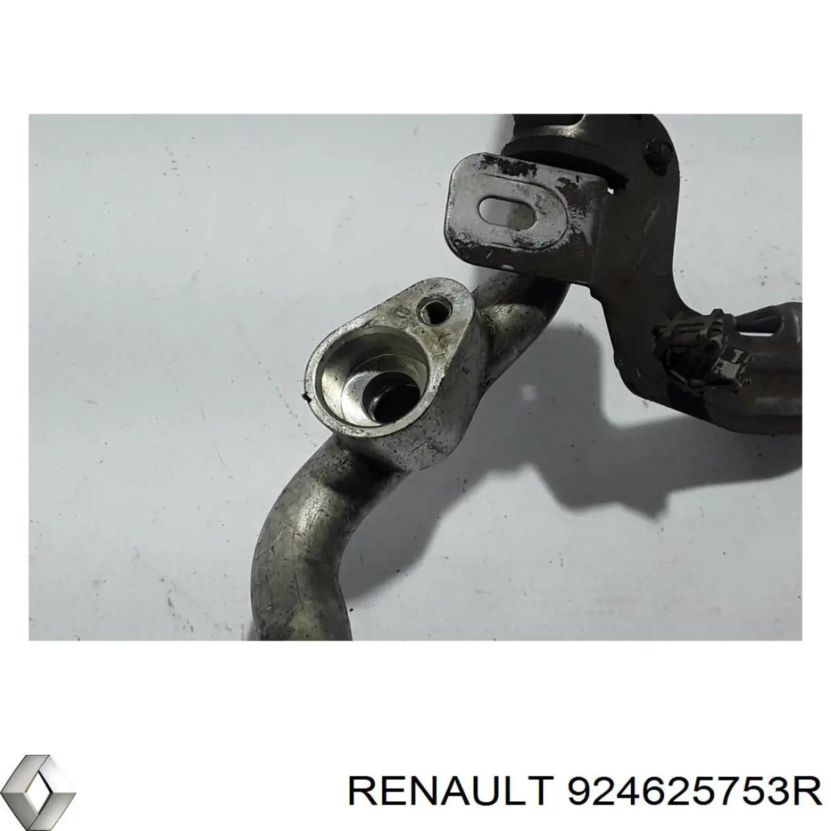 Шланг кондиционера, от радиатора к испарителю Renault (RVI) 924625753R цена, от 49.96 USD