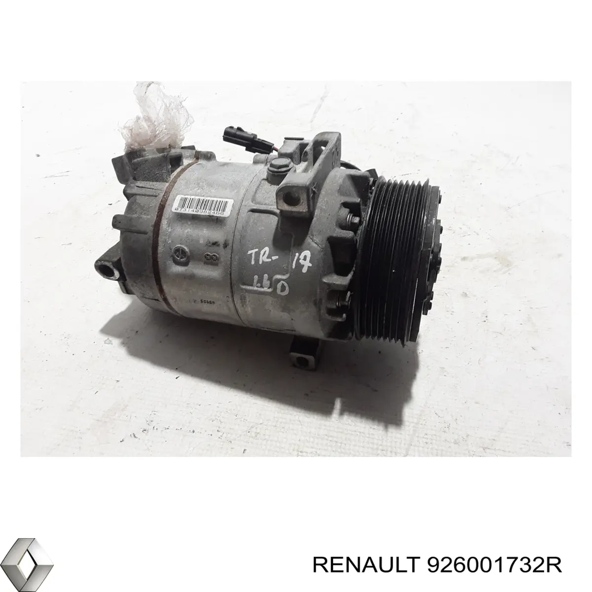 Купить 926001732R Renault (RVI) Компрессор климатической установки