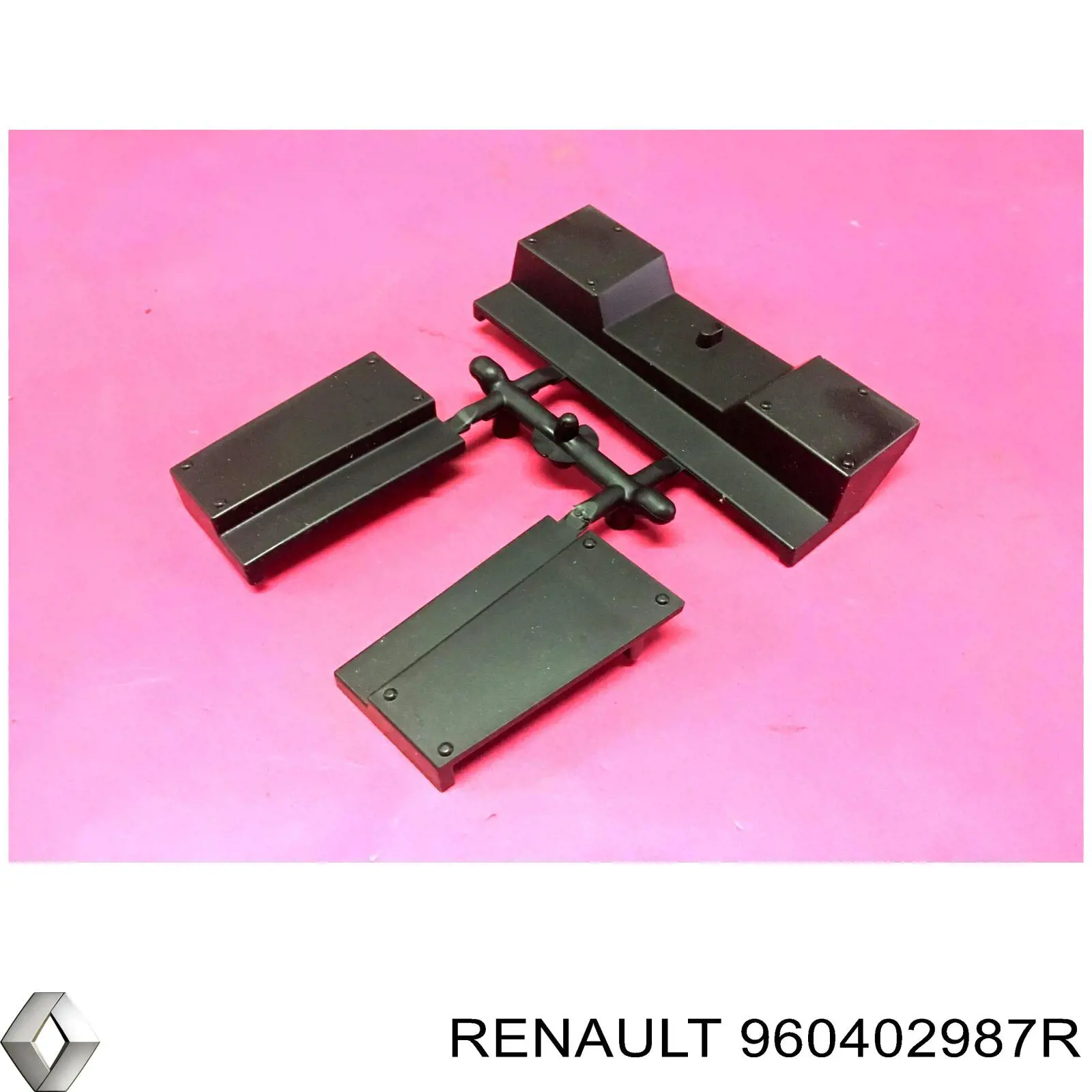 Купить 960402987R Renault (RVI) Кронштейн заднего спойлера