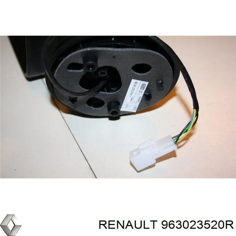 Зеркало левое Renault (RVI) 963023520R