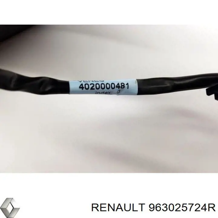 Правое зеркало 963025724R Renault (RVI)