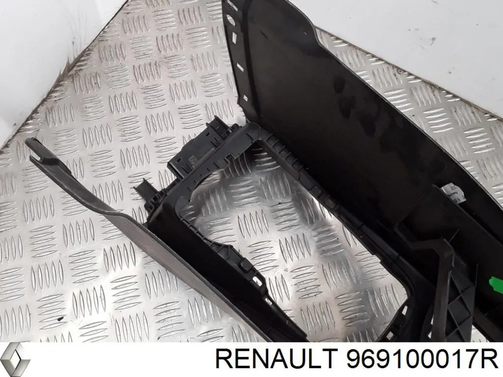 Купить 969100017R Renault (RVI) Центральная консоль торпеды