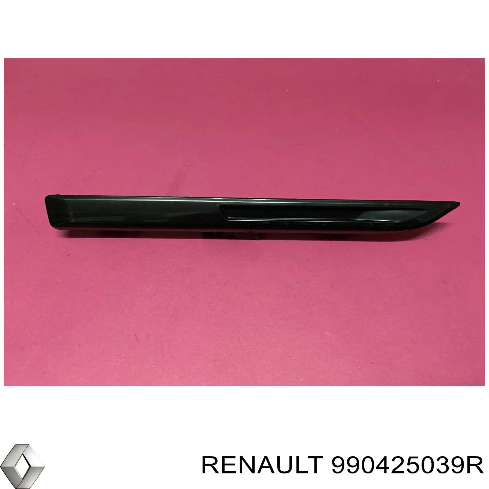 990425039R Renault (RVI) Молдинг крыла переднего правого