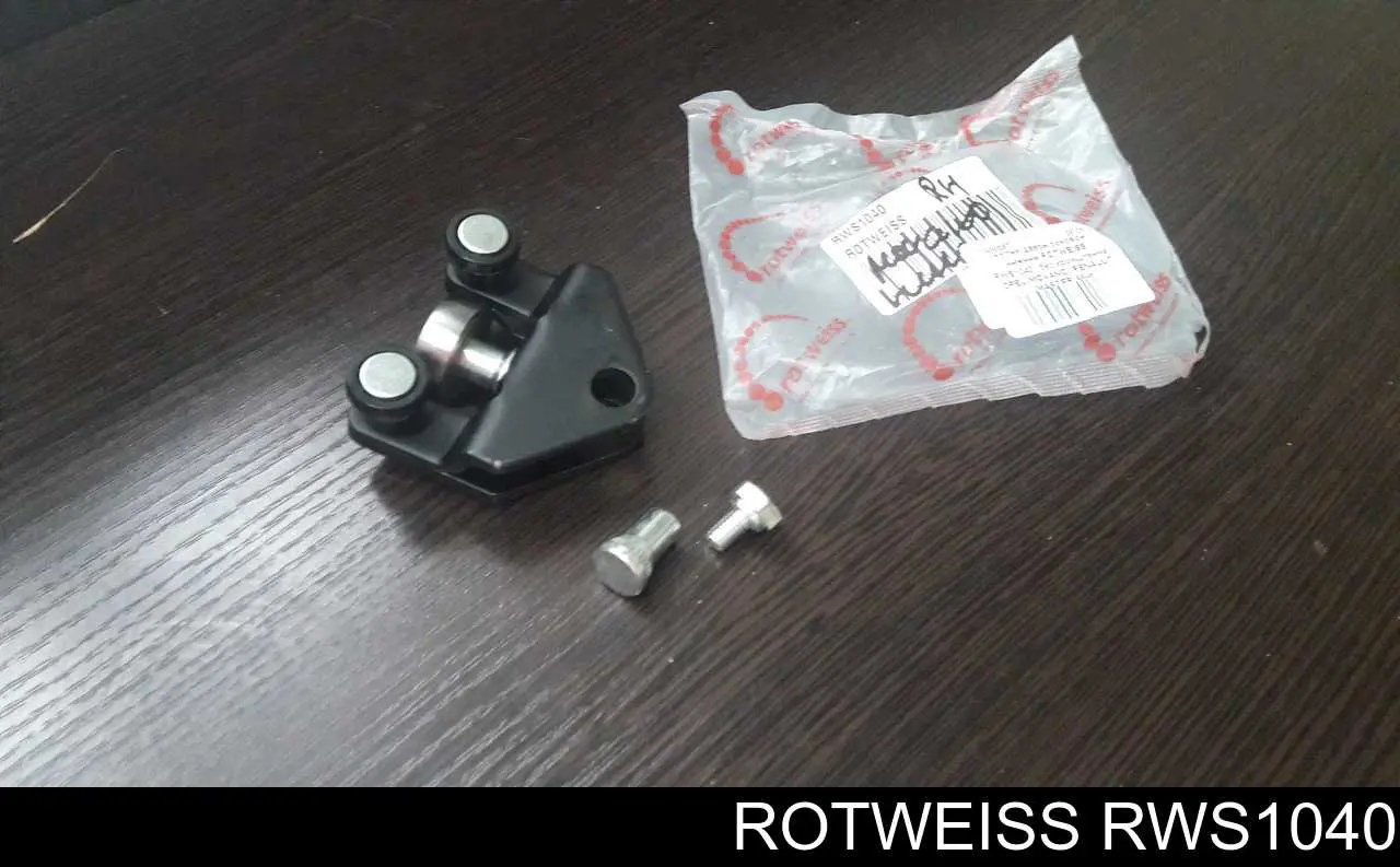 RWS1040 Rotweiss ролик двери боковой (сдвижной правый нижний)
