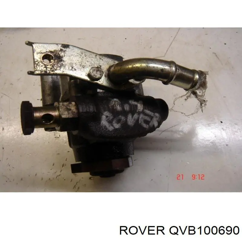 Насос гидроусилителя руля (ГУР) Rover QVB100690