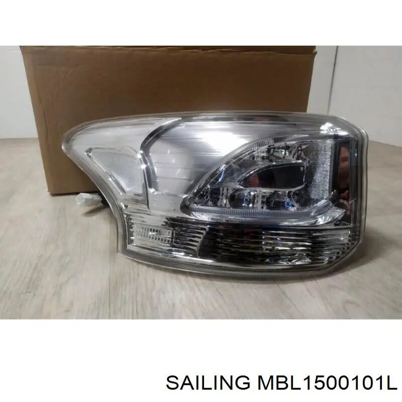 Фонарь задний левый MBL1500101L Sailing