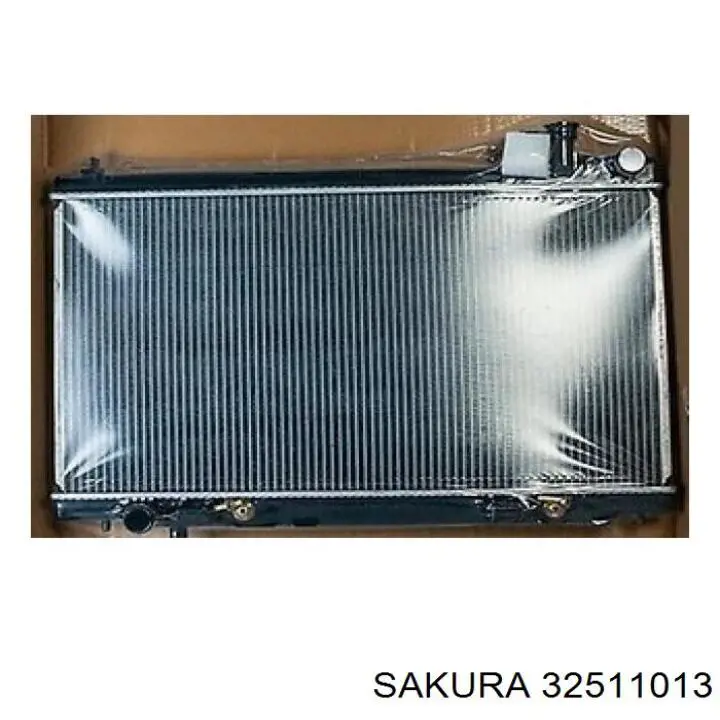 Купить 32511013 Sakura Радиатор водяной