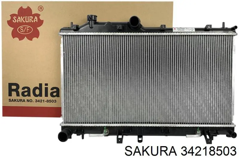 Радиатор охлаждения двигателя на Subaru Forester  