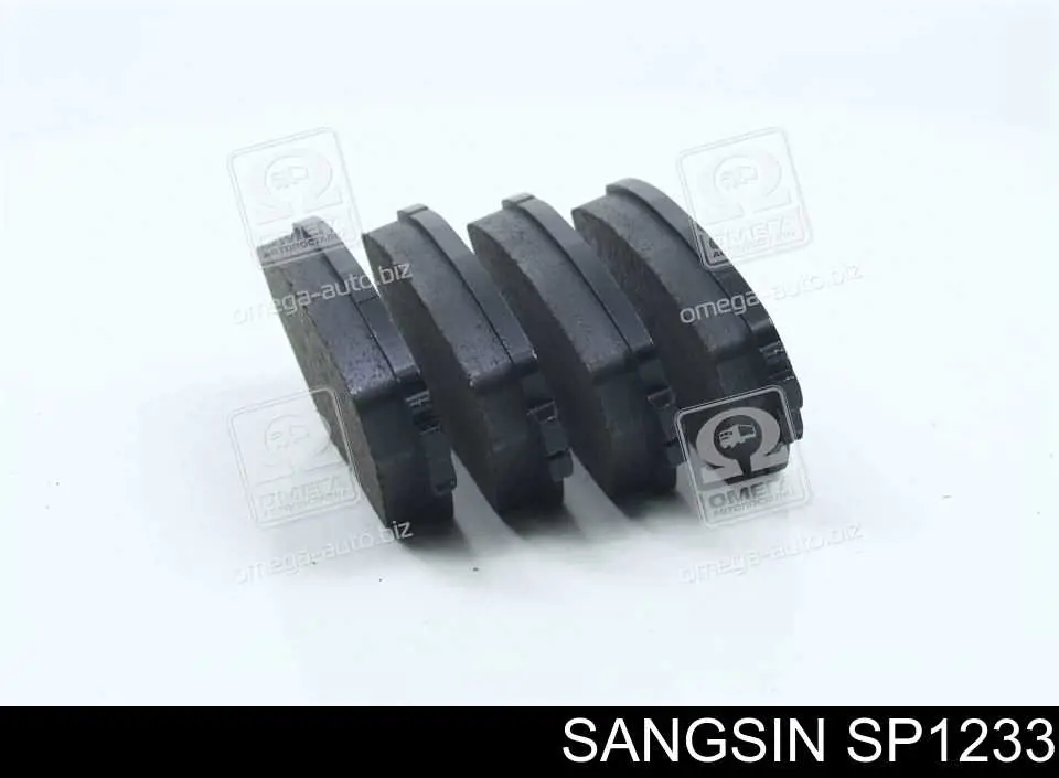 Передние тормозные колодки SP1233 Sangsin