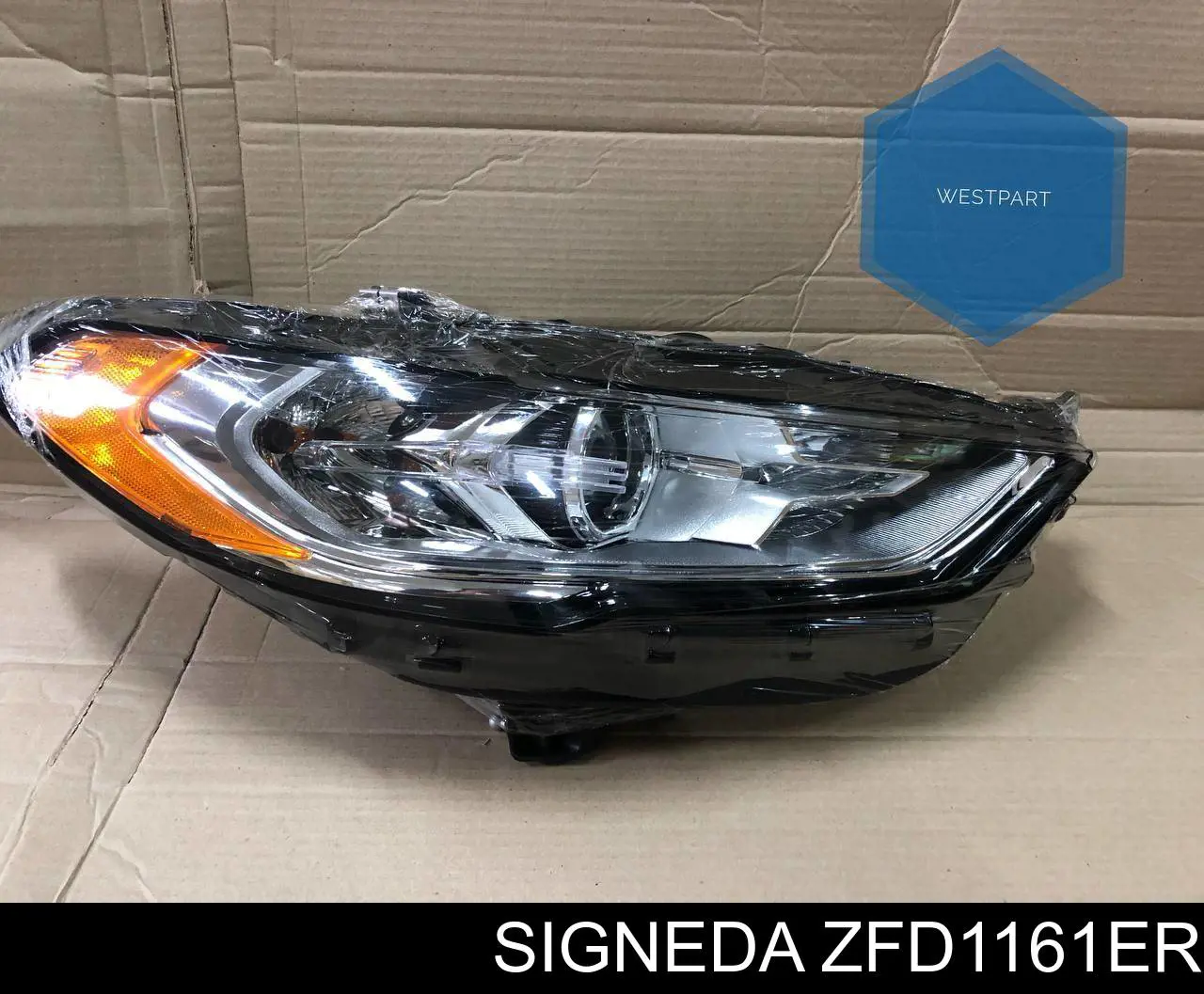 Фара правая ZFD1161ER Signeda