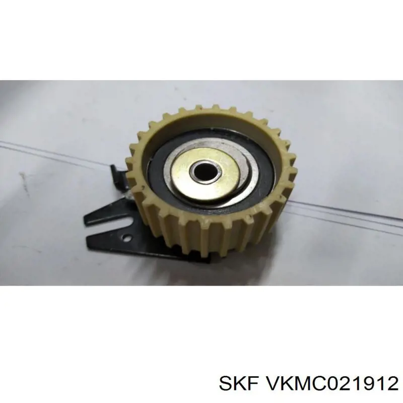 1740079J81 Suzuki Комплект ремня ГРМ