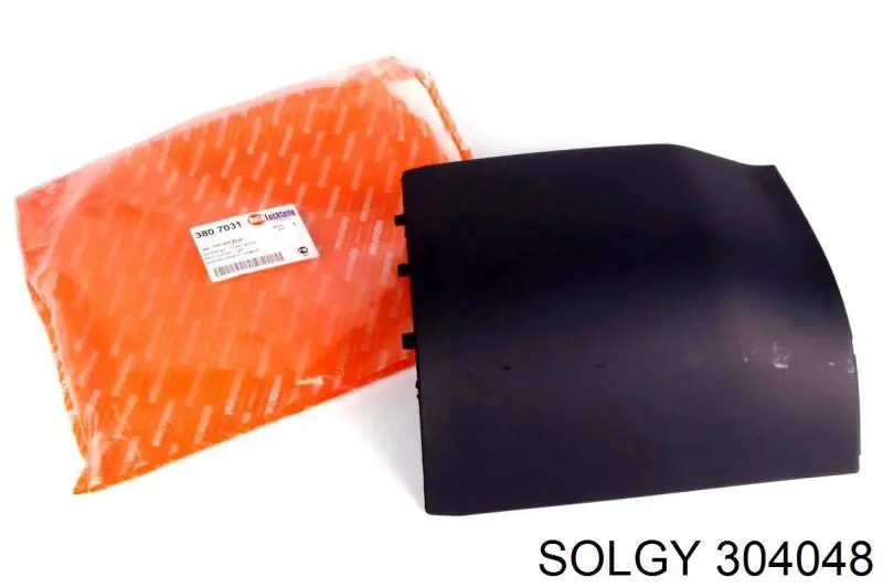 Заглушка (решетка) противотуманных фар бампера переднего правая 304048 Solgy