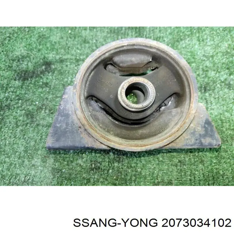 Coxim (suporte) dianteiro de motor para SsangYong Actyon  
