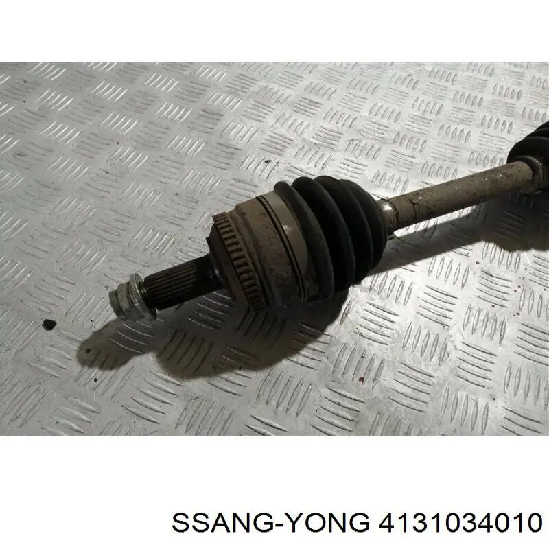 Вал привода полуоси 4131034010 Ssang Yong