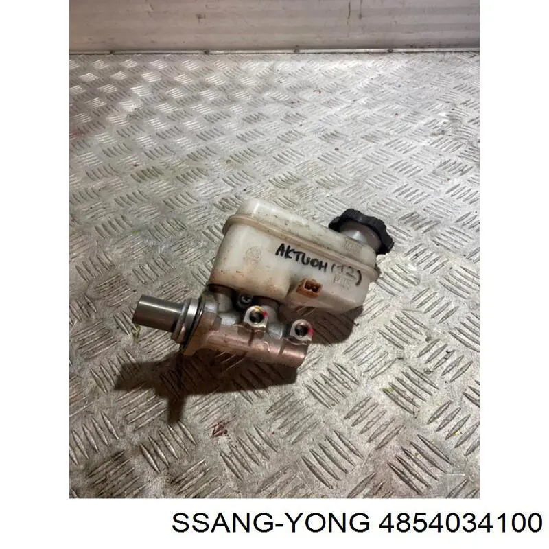 Купить 4854034100 Ssang Yong Главный тормозной цилиндр