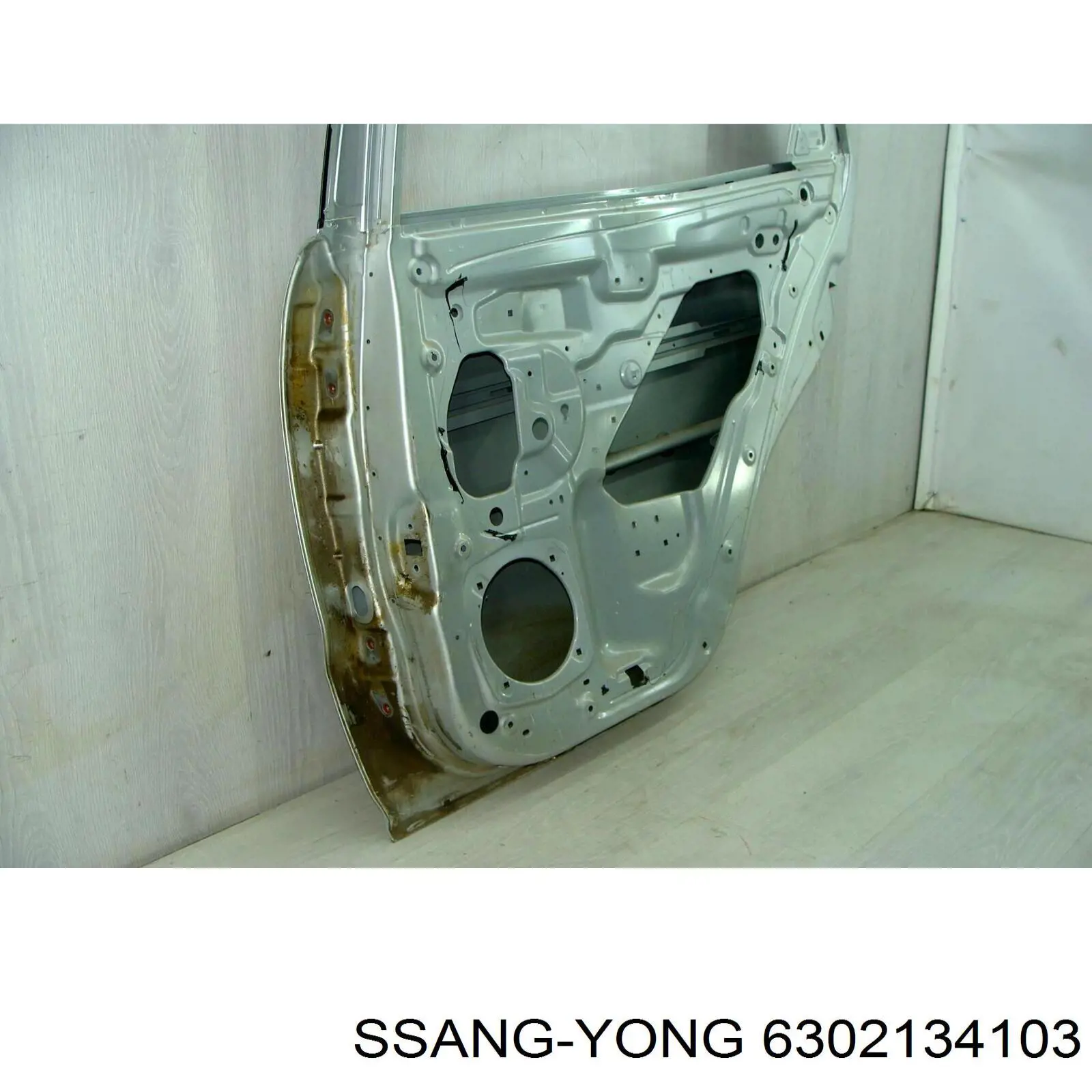 6302134103 Ssang Yong Дверь задняя, правая