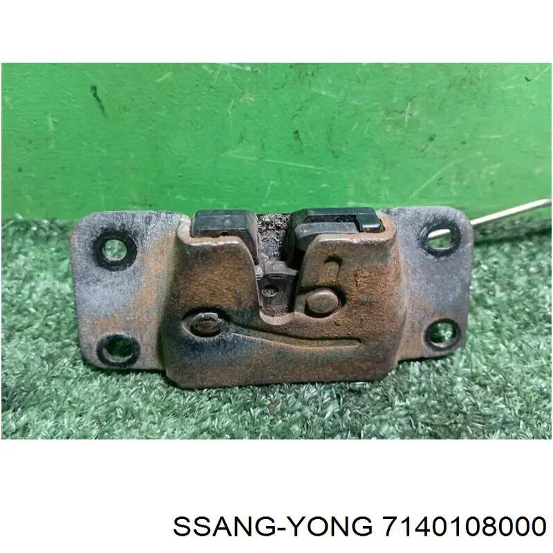 Замок двери багажника SsangYong Rexton I внедорожник (RJ) (2002 - 2006) цена, от 36.09 USD