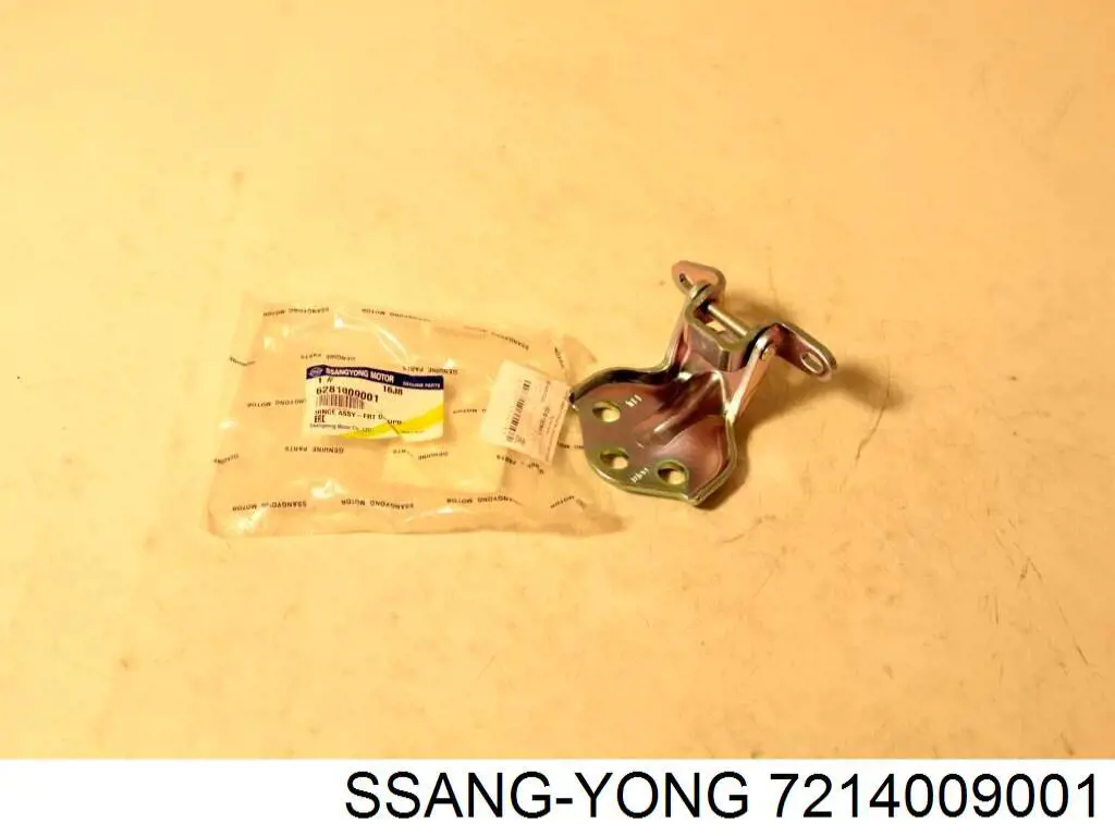 7214009001 Ssang Yong уплотнитель двери передней правой (на двери)