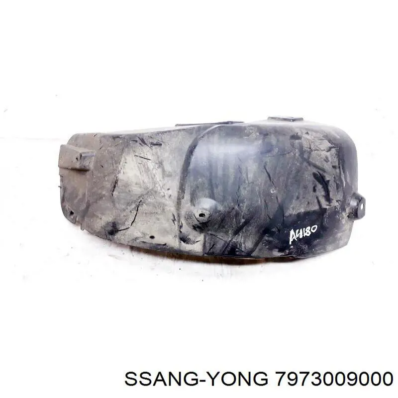 7973009000 Ssang Yong guarda-barras esquerdo dianteiro do pára-lama traseiro