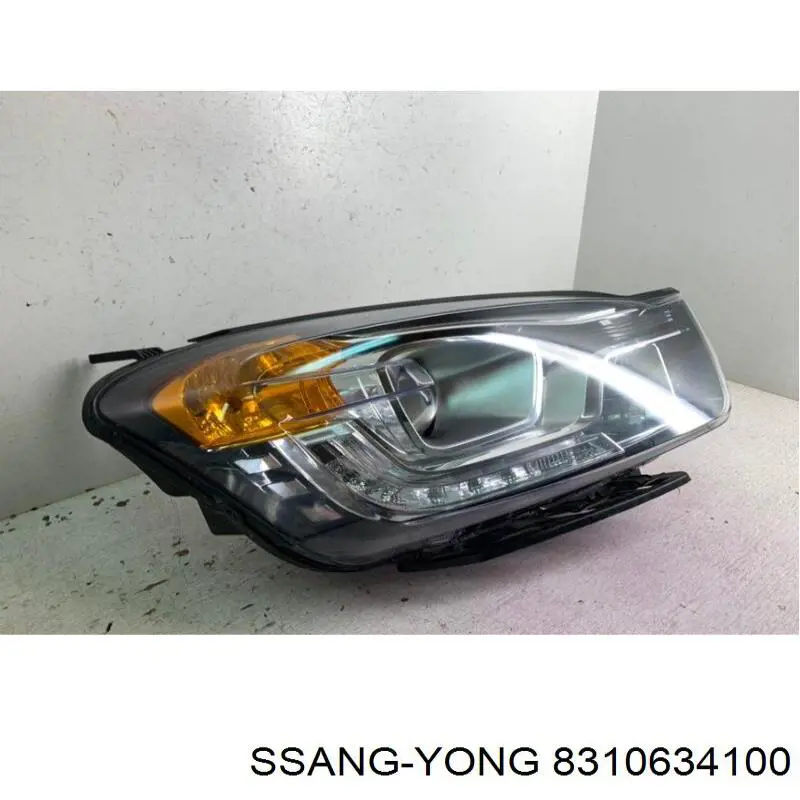 8310634100 Ssang Yong Фара передняя правая