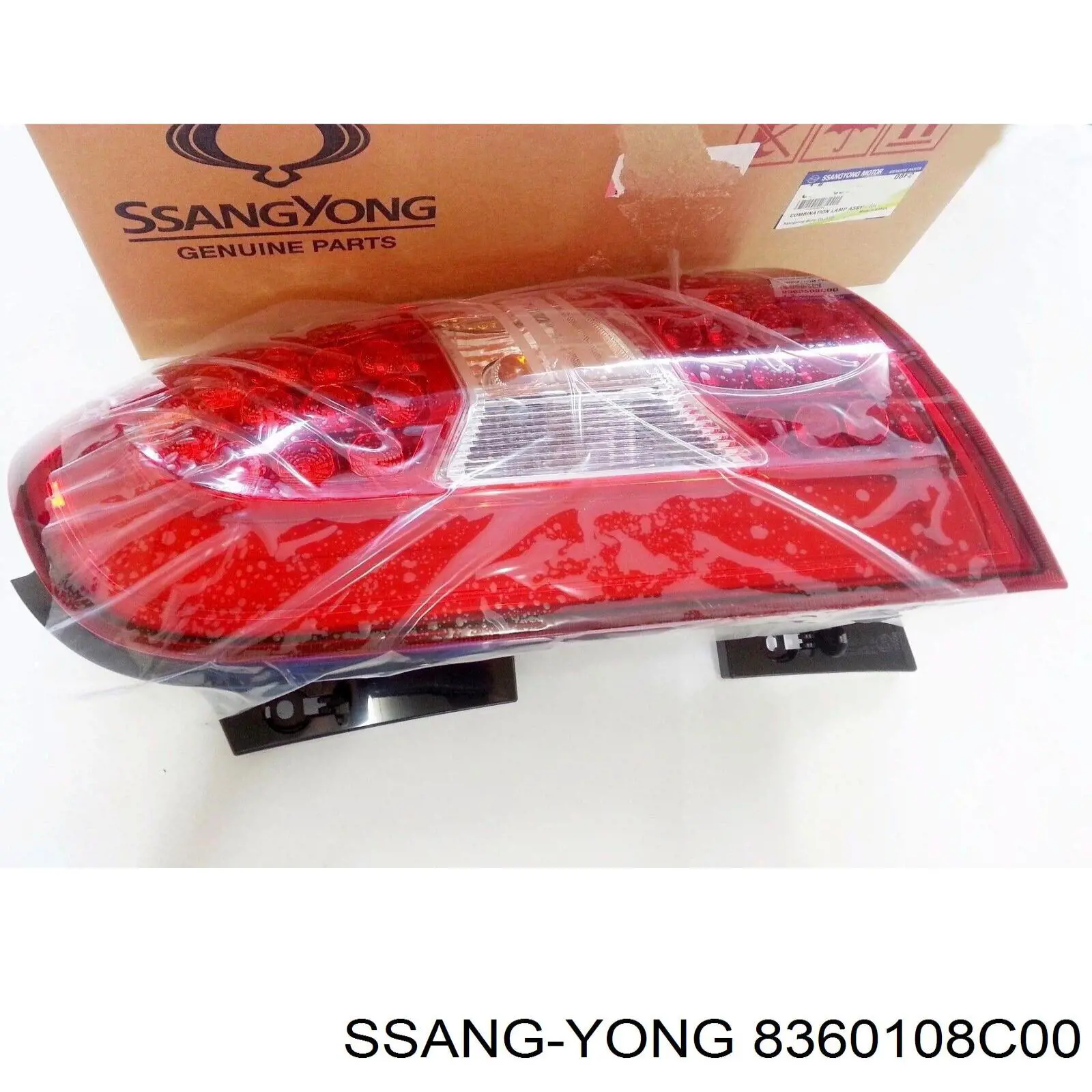 8360108C00 Ssang Yong Задний левый стоп