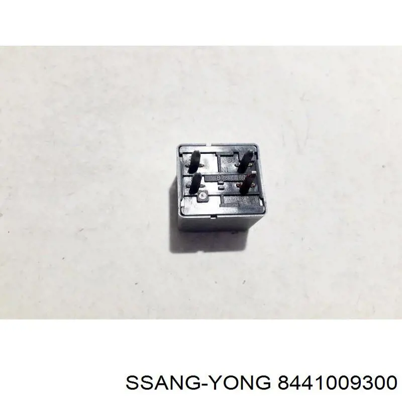 8441009300 Ssang Yong Реле указателей поворотов