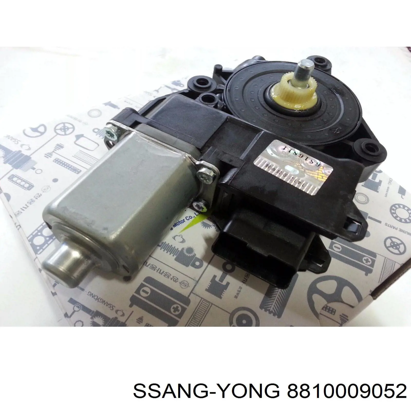 Мотор стеклоподъемника двери передней левой с доводчиком на ssang yong kyron-ii внедорожник (01.07 - 12.99) 2.0td d20dt