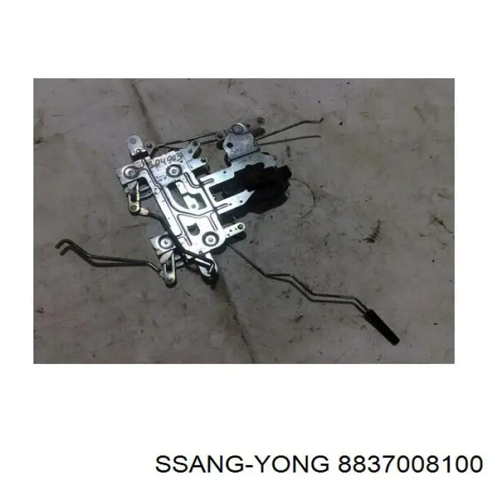 Купить 8837008100 Ssang Yong Мотор замка задней двери