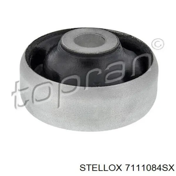 Сайлентблок переднего рычага 7111084SX Stellox