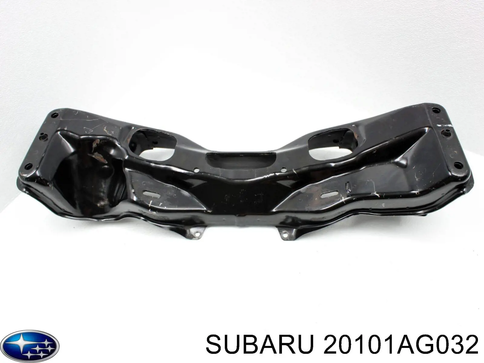 Подрамник передний 20101AG032 Subaru