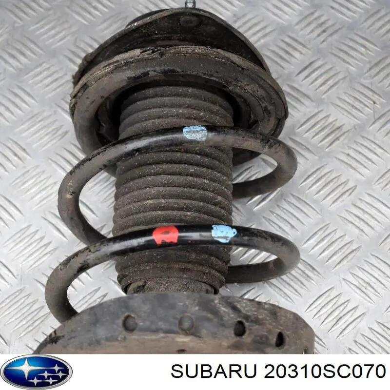 Амортизатор передний левый 20310SC070 Subaru