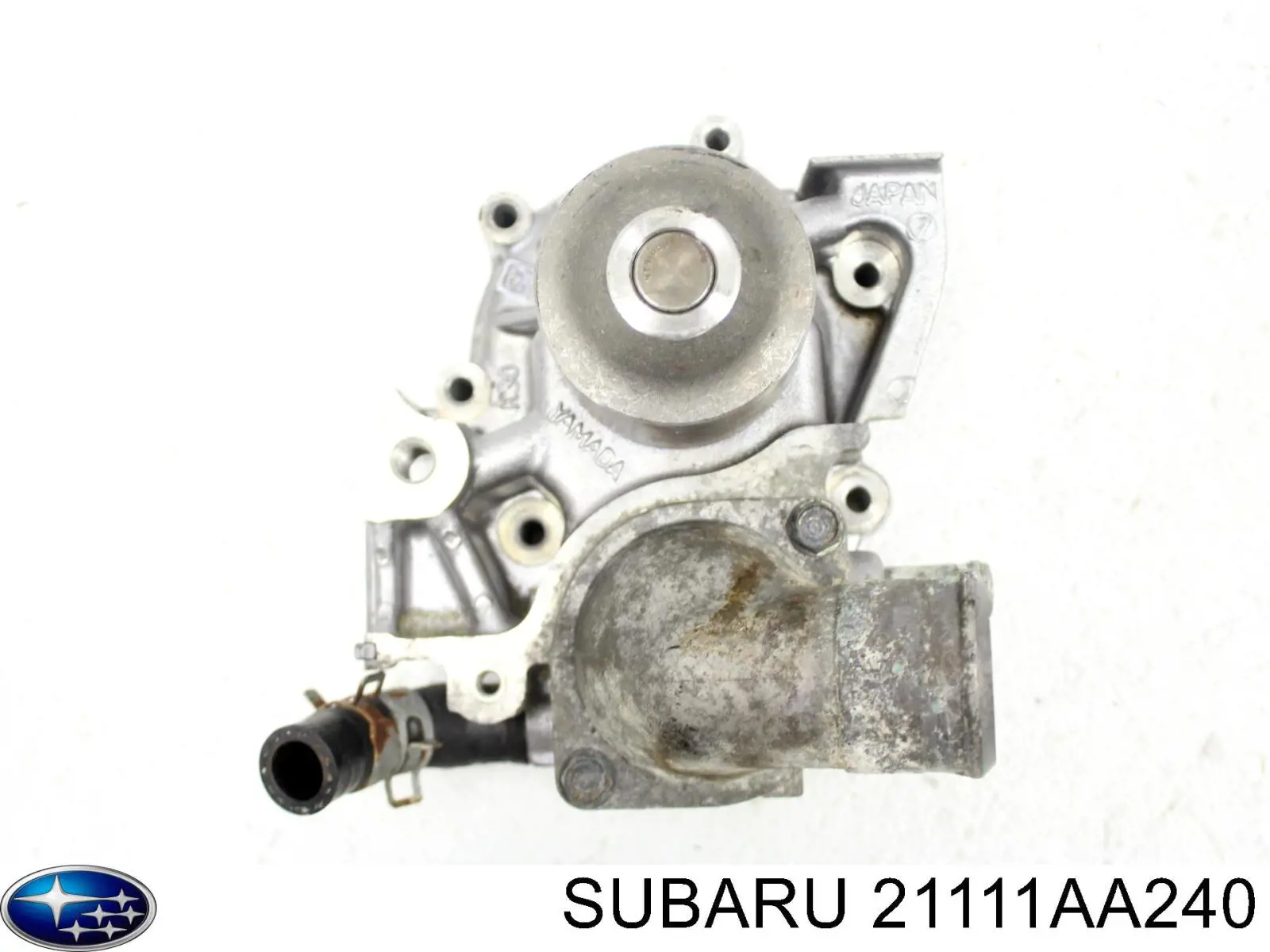 Водяной насос Subaru 21111AA240