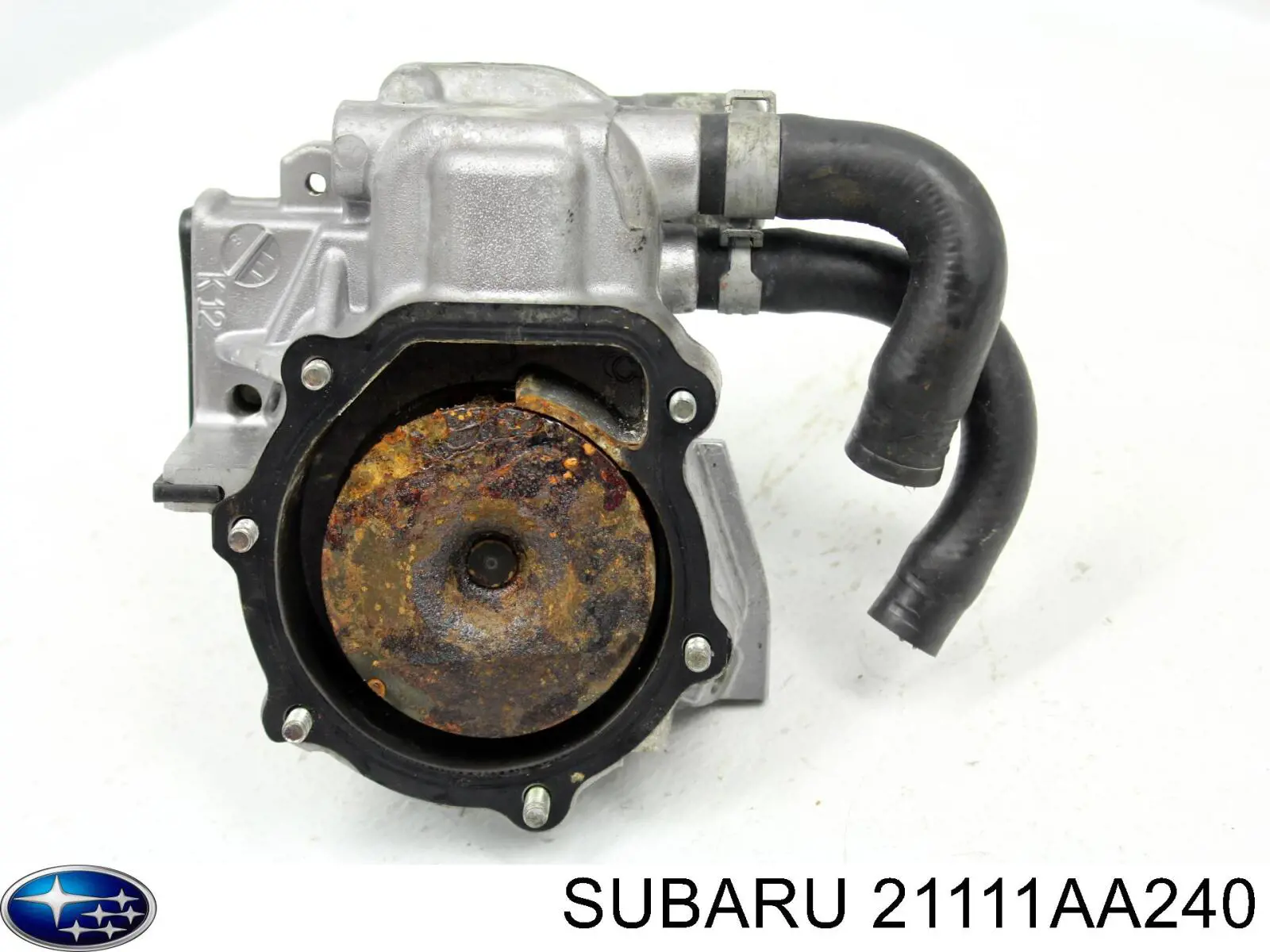 21111AA240 Subaru Насос водяной