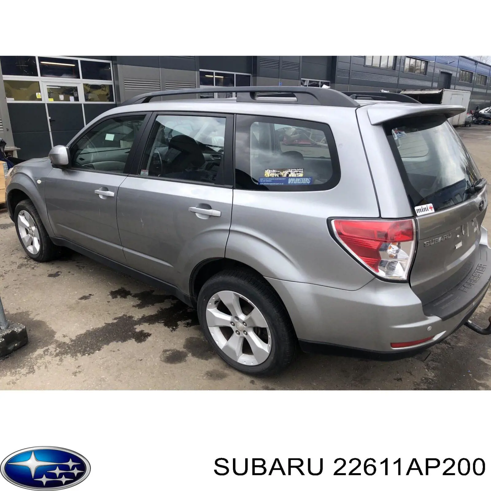 Блок управления двигателем 22611AP200 Subaru