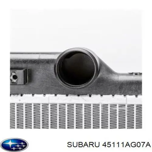 Радиатор 45111AG07A Subaru