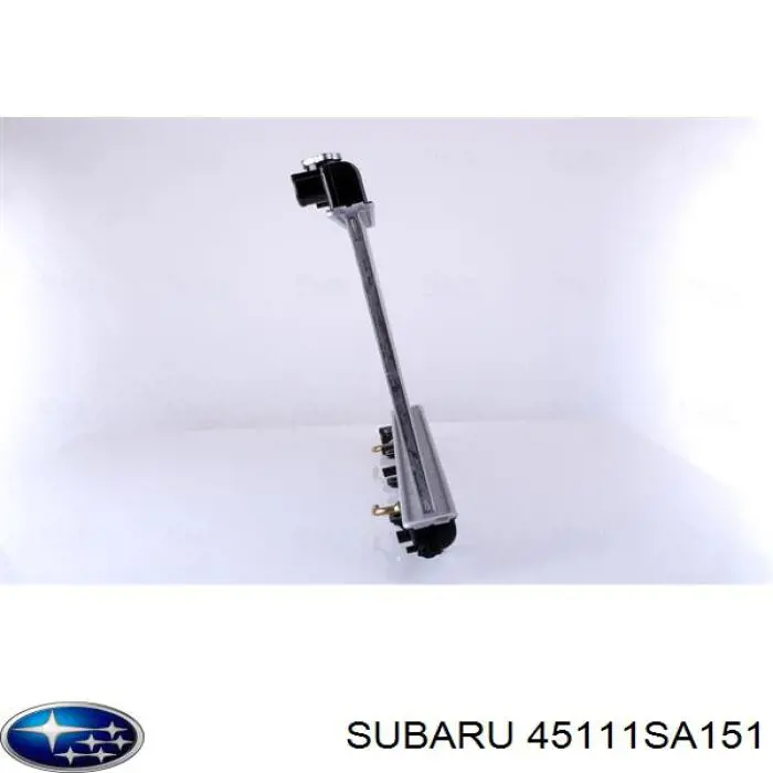 Радиатор охлаждения двигателя Subaru 45111SA151