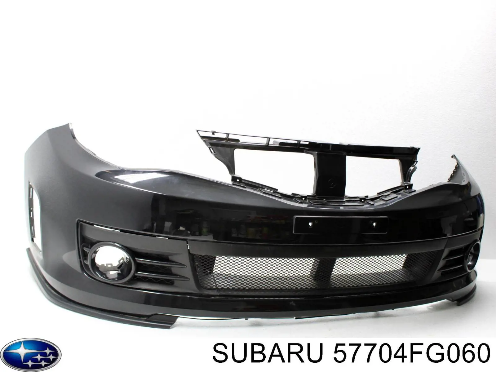 Передний бампер 57704FG060 Subaru