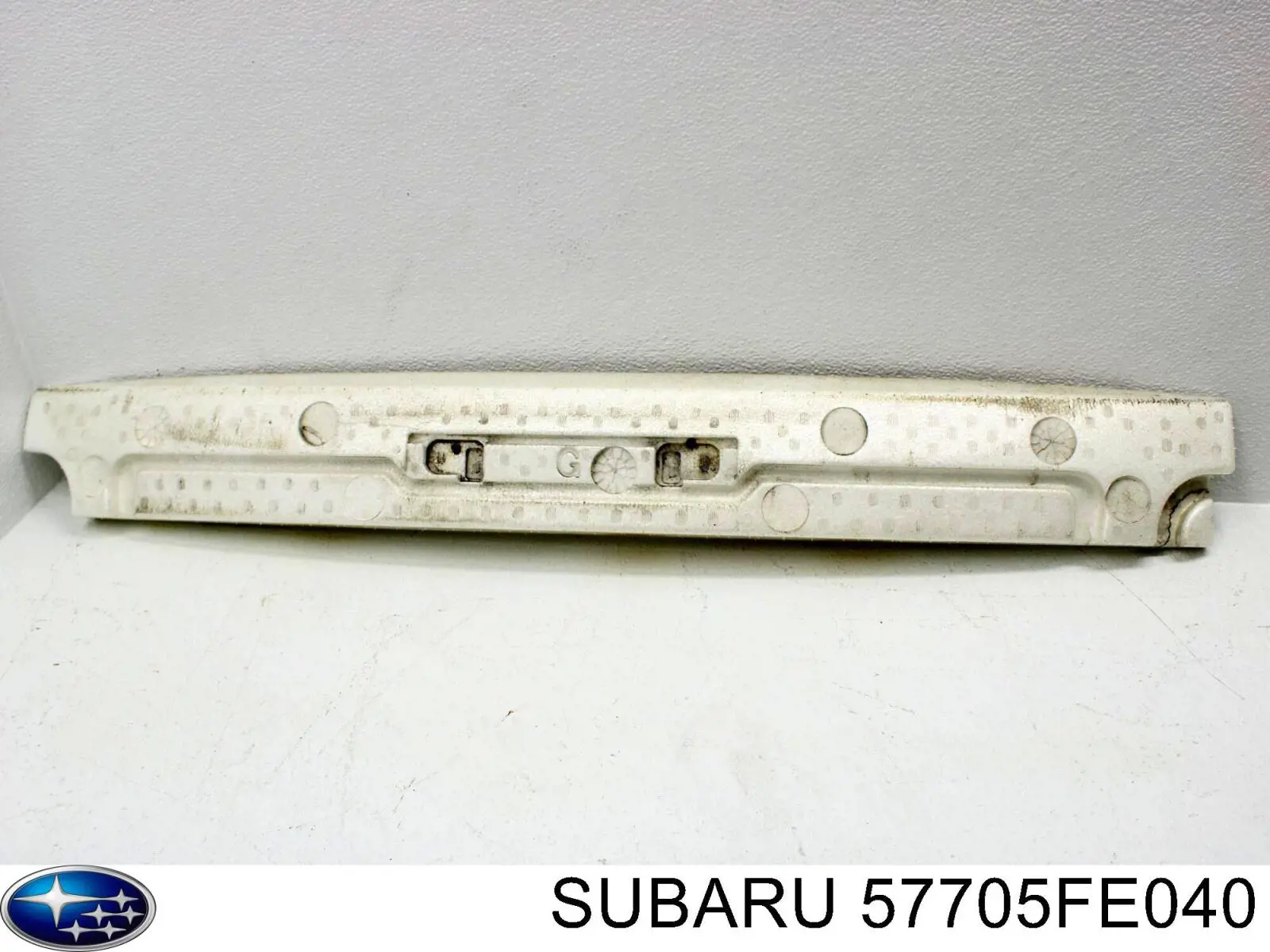 Абсорбер (наполнитель) бампера переднего Subaru 57705FE040