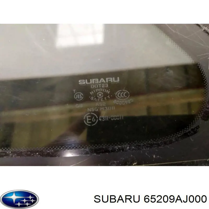 Стекло кузова (багажного отсека) правое на Subaru Outback BM
