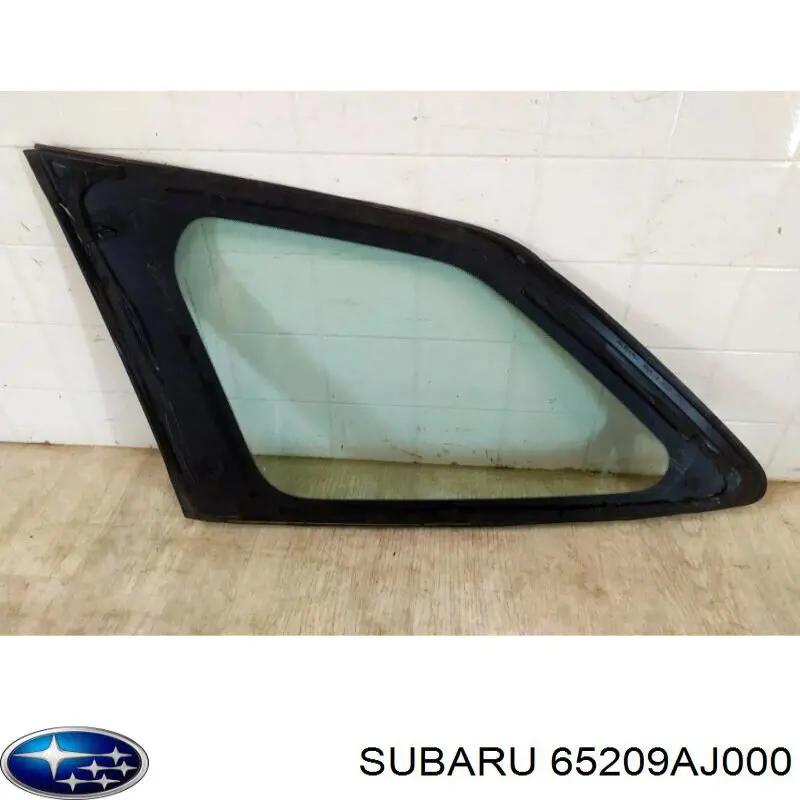 Купить 65209AJ000 Subaru Стекло кузова (багажного отсека) правое