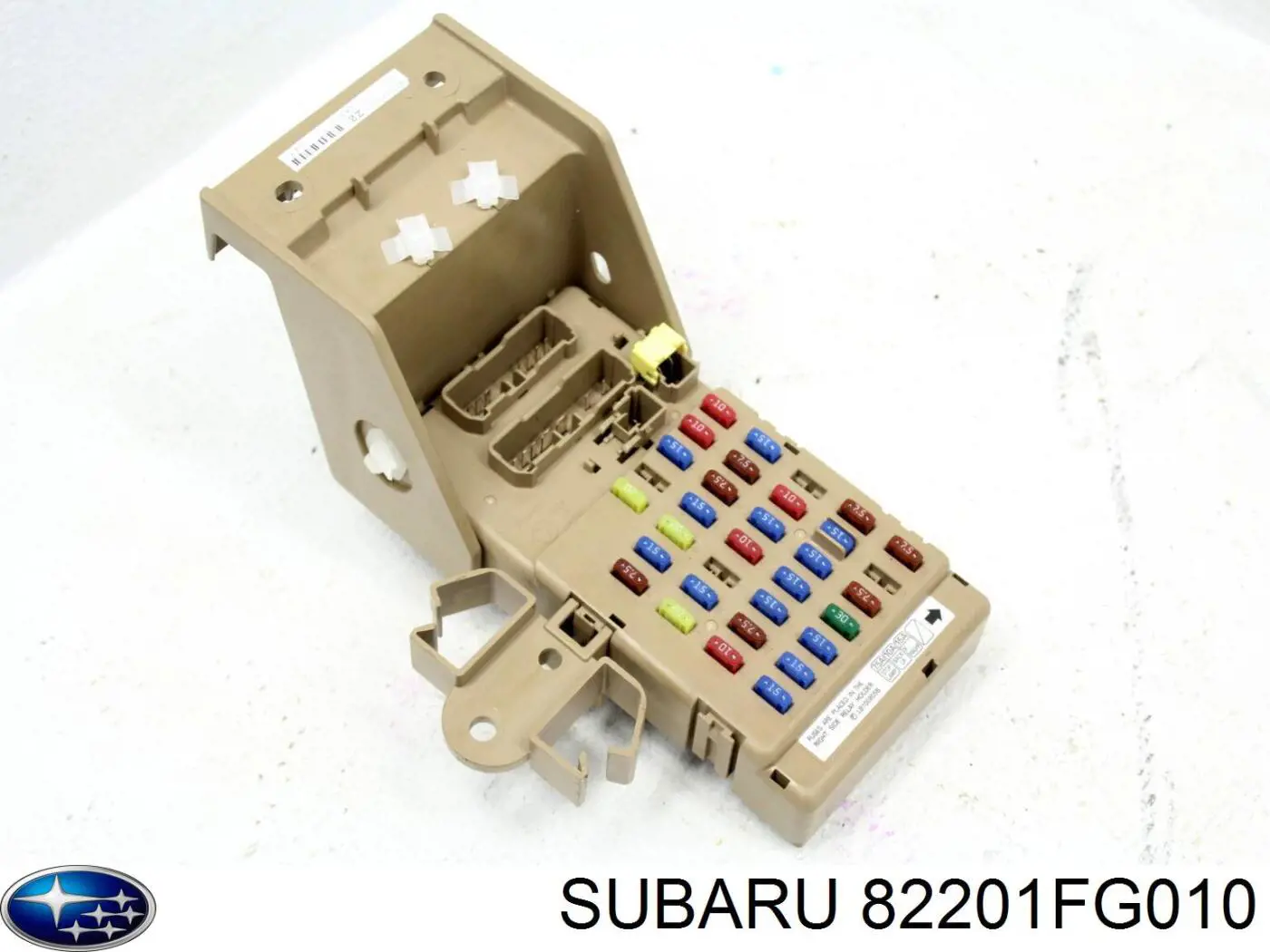 82201FG010 Subaru Блок предохранителей задний салонный