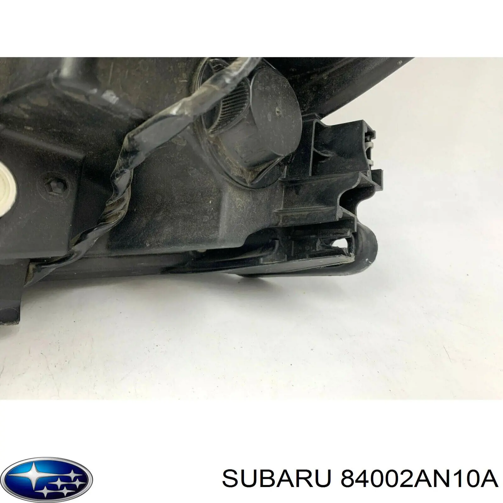 Правая блок фара Subaru 84002AN10A цена, от 494.10 USD
