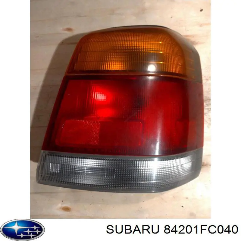 84201FC040 Subaru фонарь задний правый