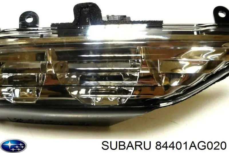 Указатель поворота зеркала правый на Subaru Legacy IV 