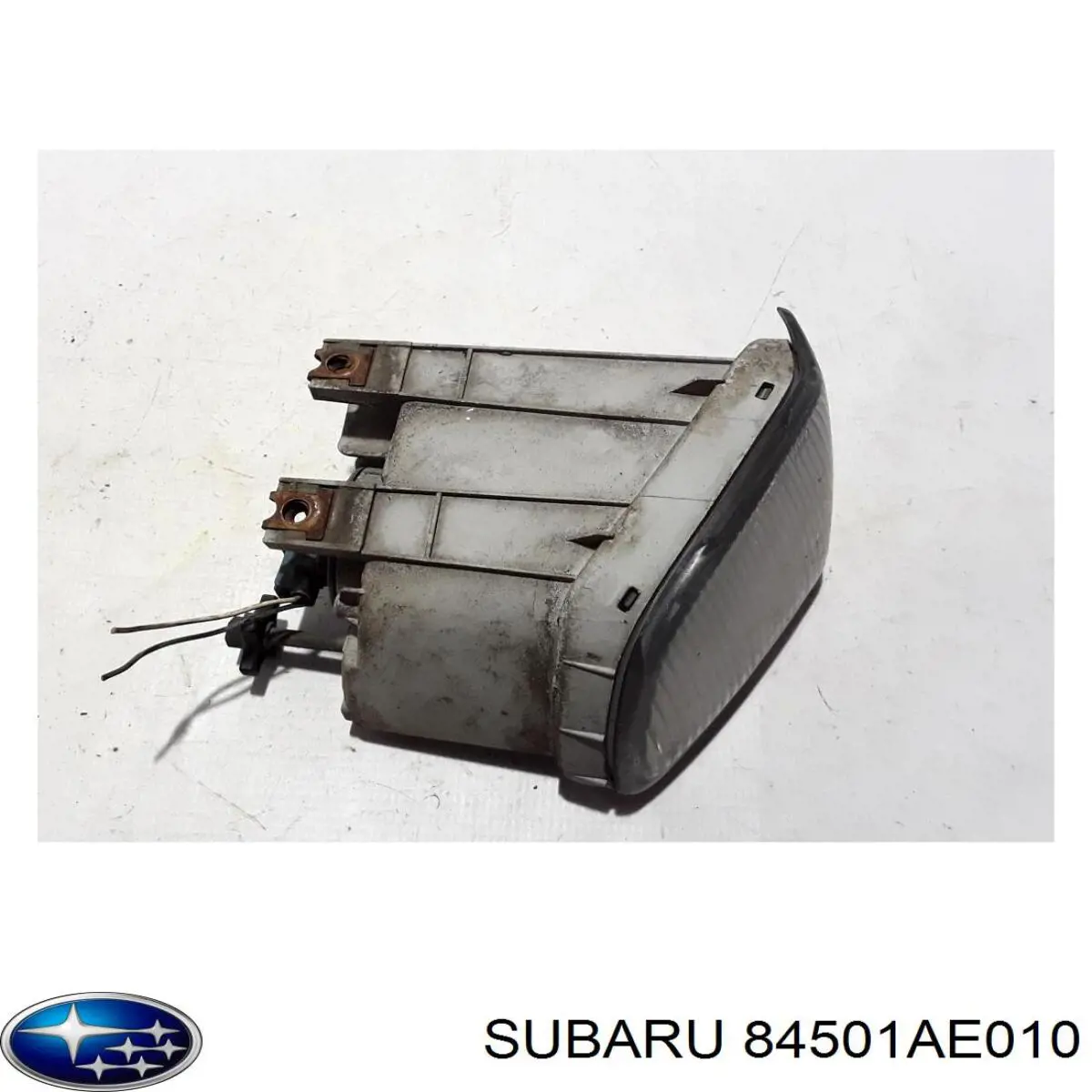 84501AE010 Subaru Противотуманная фара левая