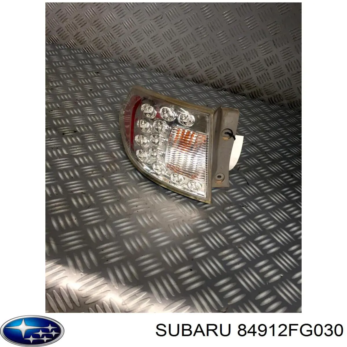 Задняя левая внешняя фара Subaru 84912FG030 цена, от 71.08 USD